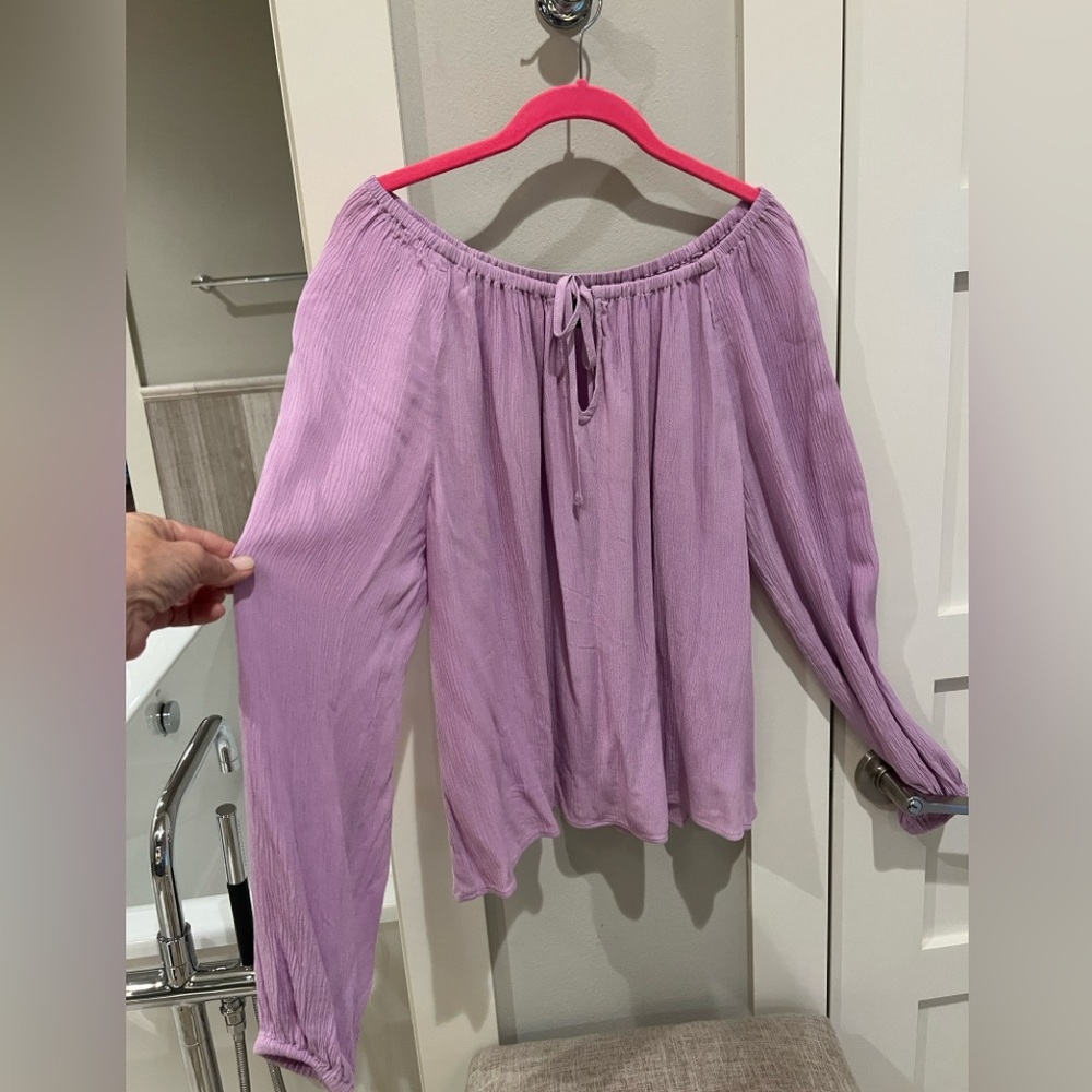 Sanctuary lavender rayon top  size small